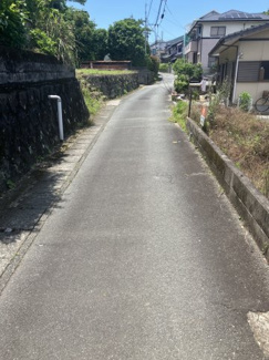 【前面道路含む現地写真】