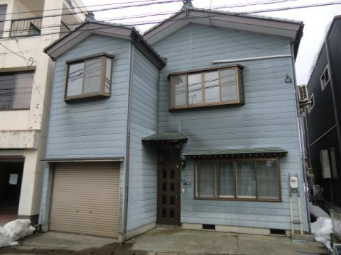 学校町2丁目　田中貸家