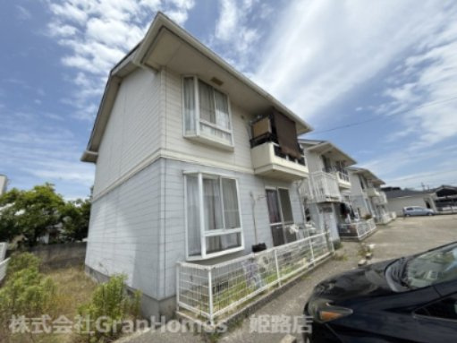 ムーンハウスⅡB棟の外観