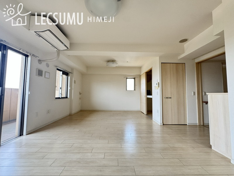 エイジングコート姫路の居間・リビング