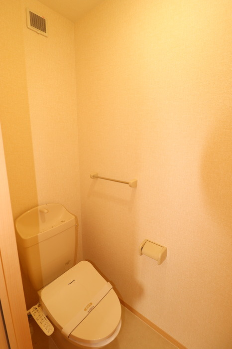 エコットティエドール　Cの玄関