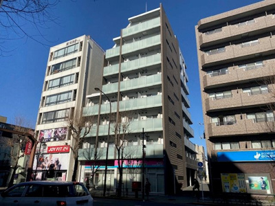 【外観】 | SYMPHONY FLAT | 鉄筋コンクリート造のがっちりとした建物。