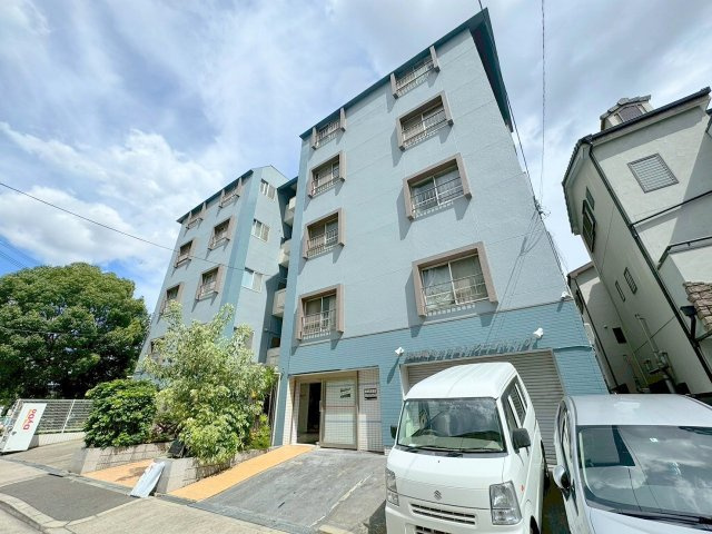 シャローム上新庄の外観