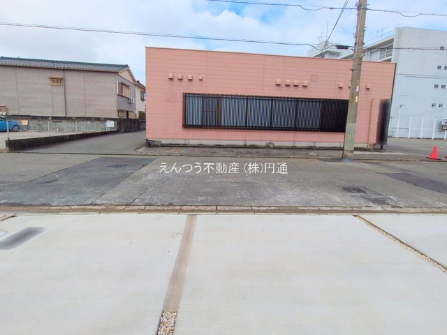 丸米町1期の駐車場