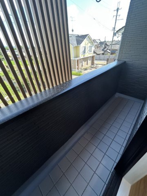 【バルコニー】 | ドム　シャイン