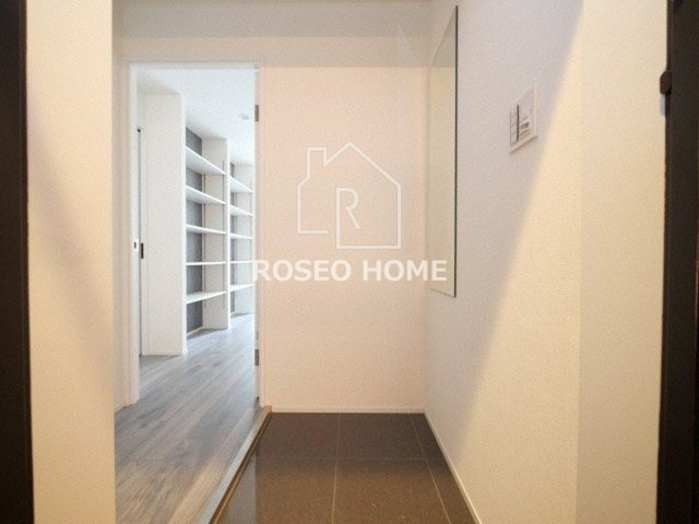 BRAVE松屋町の玄関