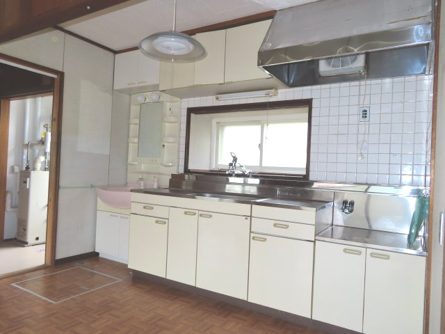 【キッチン】 | 北見市美山町南２丁目８番地３８　平屋建中古売家 | コンロなしキッチン