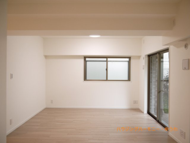 【居間・リビング】 | コニファーコート常盤台