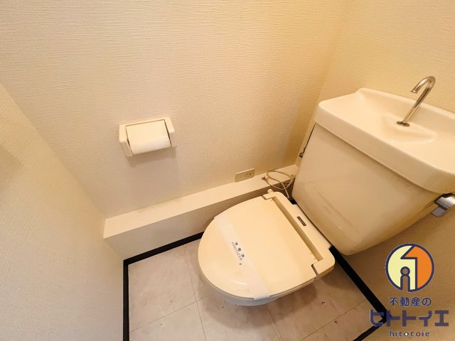 サンリバーHのトイレ|落ち着いたトイレです