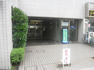 【エントランス】 | エントランス。