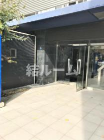 北区滝野川５丁目の賃貸マンションのエントランス