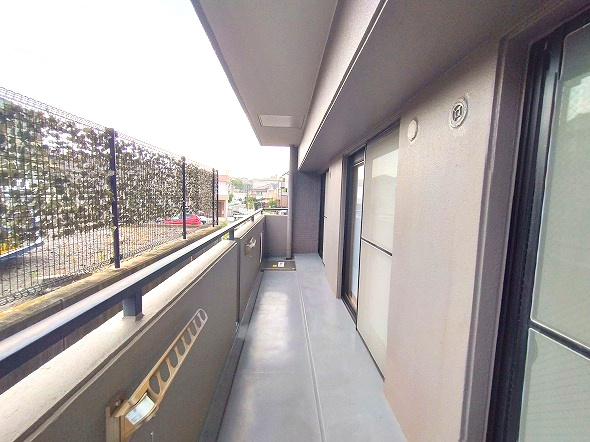 ユニーブル漆山のバルコニー|バルコニー　ご都合のよろしい日時に現地をご案内させて頂きます！是非、お問い合わせお待ちしております!!