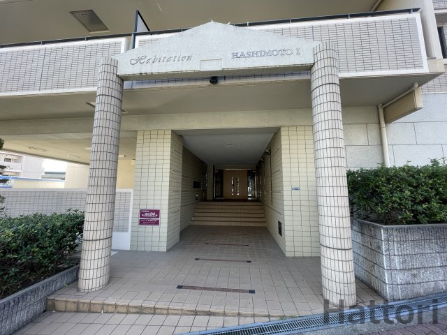 アビタシオン橋本Ⅰのエントランス