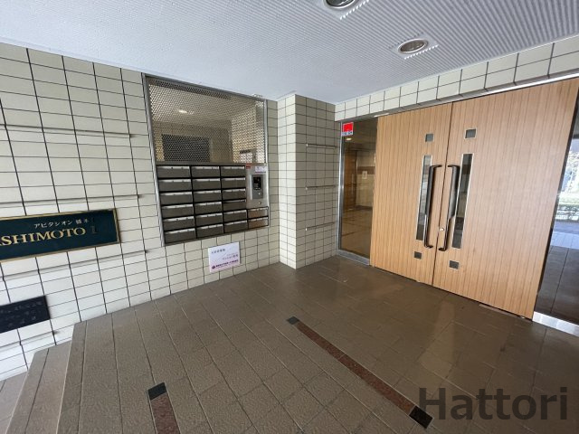 アビタシオン橋本Ⅰのエントランス