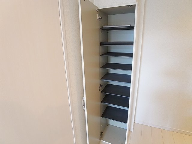 Softlyの玄関|シューズＢＯＸ