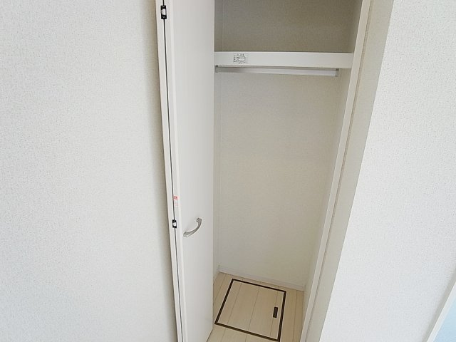 Softlyの収納|クローゼット