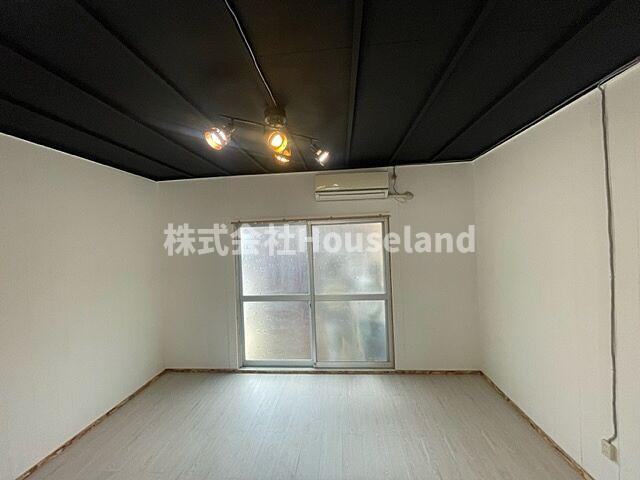 杭ノ瀬アパートの洋室