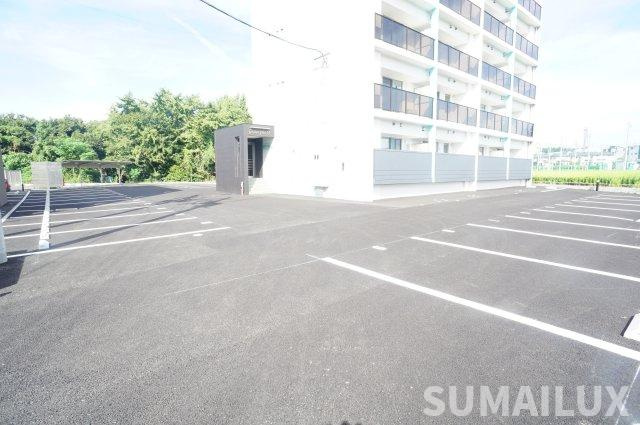 グレイスピア菊陽6の駐車場