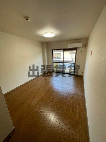 仲介手数料0円！！ヒルズ森の居間・リビング