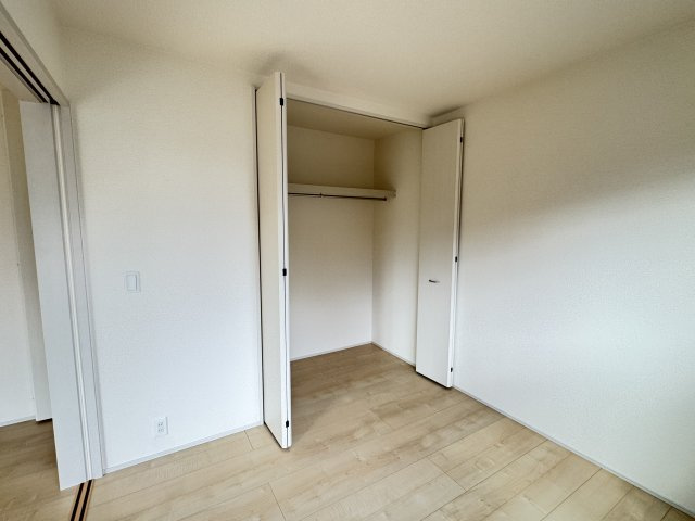 リーブルガーデンS  前橋茂木町第３　２号棟の収納|１階洋室収納です。