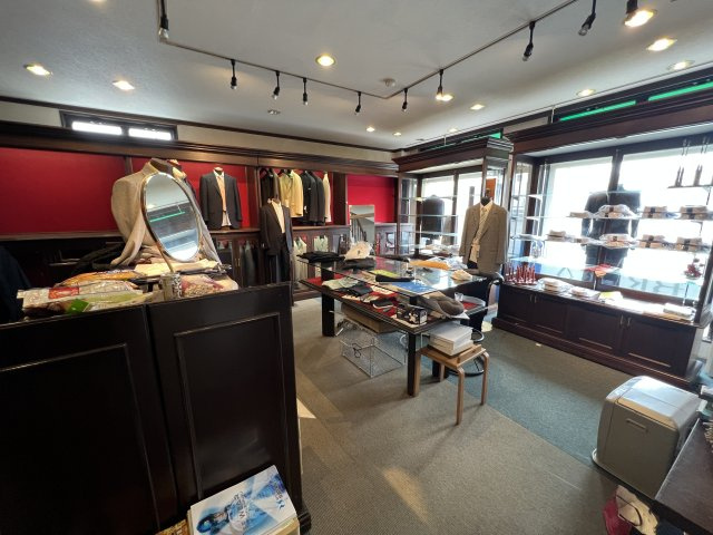 田町店舗1.2階の内装