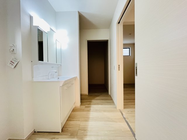 【脱衣所】 | 本庄市見福17期　ZutPLUS+　新築戸建　全3棟　1号棟