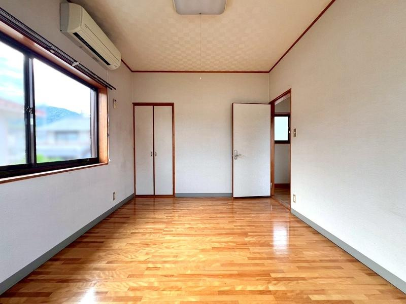 横浜新町3丁目　中古戸建の洋室|2Ｆ　6.0帖