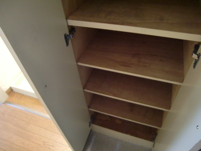 シャトラン弓木一番館の玄関|シューズボックス