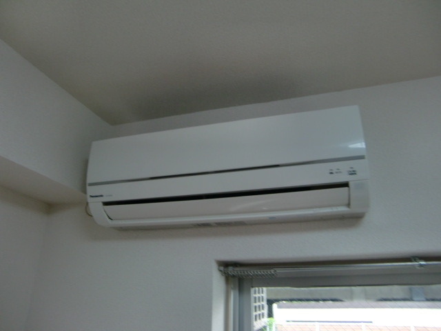 シャトラン弓木一番館のセキュリティ|エアコン