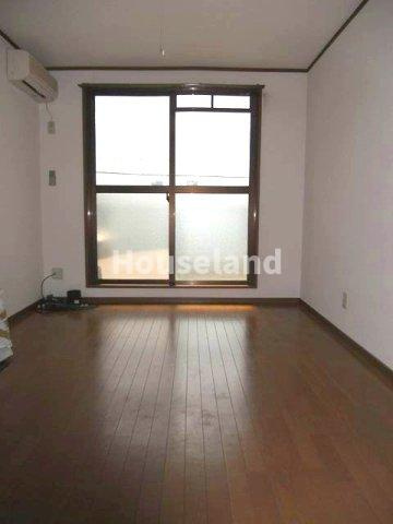 フィオーレＮの居間・リビング