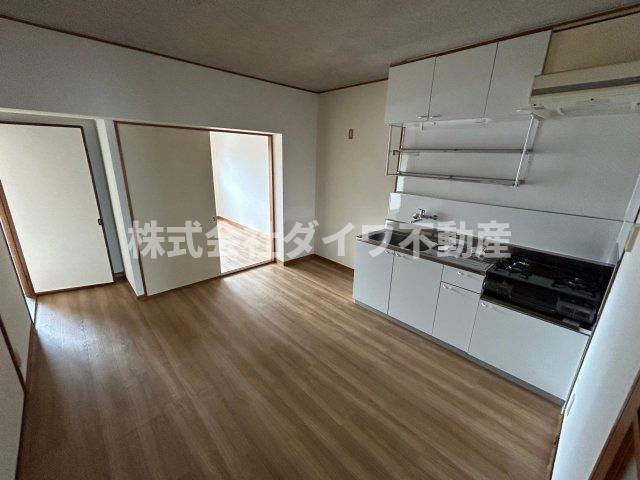 リバーサイド八番館の居間・リビング