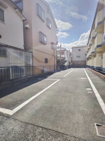 【駐車場】 | にしまちハイツ