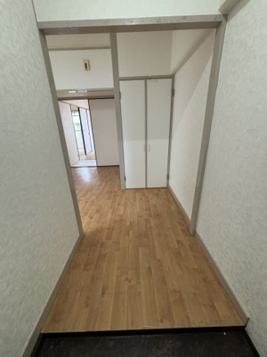 【玄関】 | にしまちハイツ