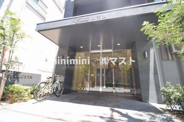 エルヴェ東天満のエントランス