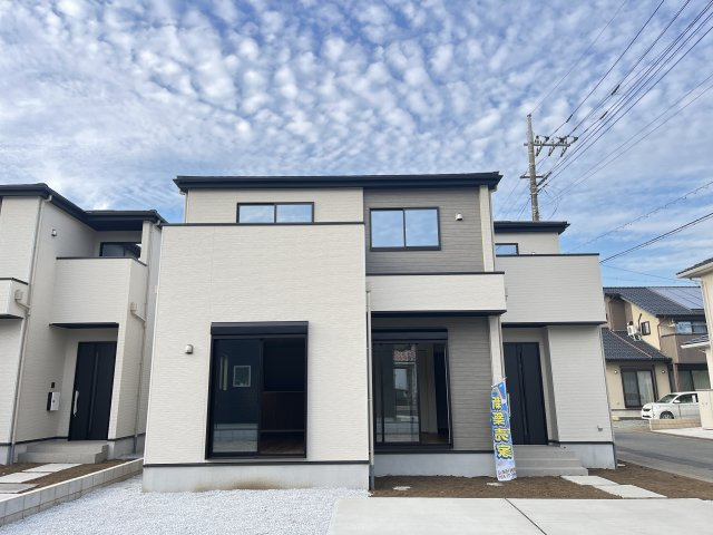 【外観】 | 本庄市見福17期　ZutPLUS+　新築戸建　全3棟　3号棟