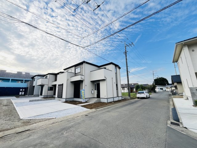 【前面道路含む現地写真】 | 本庄市見福17期　ZutPLUS+　新築戸建　全3棟　3号棟