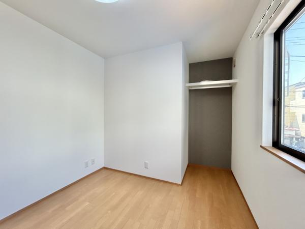 高知市一宮東町5丁目 戸建ての洋室