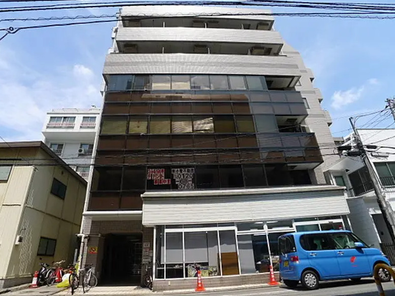 横浜市中区弥生町1丁目　一棟収益ビル　駅近物件
