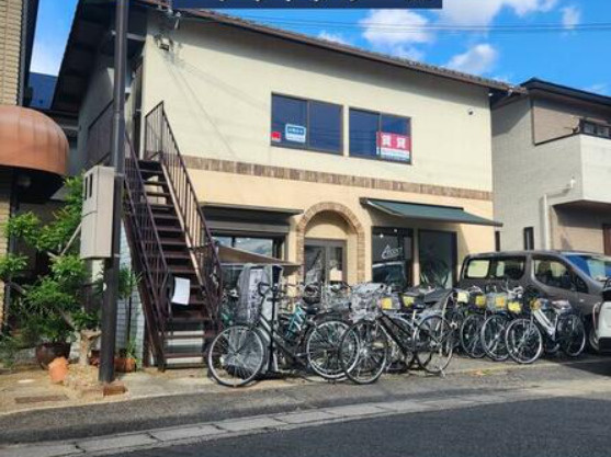 草津市東矢倉２丁目の店舗事務所の外観