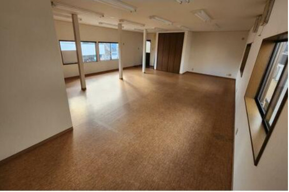 草津市東矢倉２丁目の店舗事務所の内装