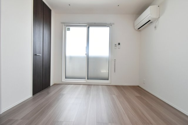 甲子園廣和レジデンスの洋室