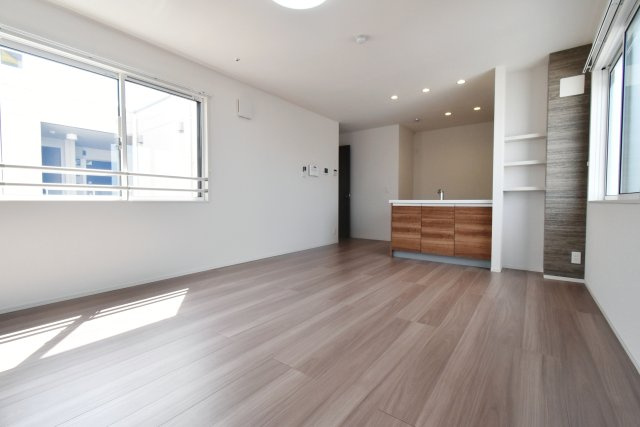 甲子園廣和レジデンスの居間・リビング