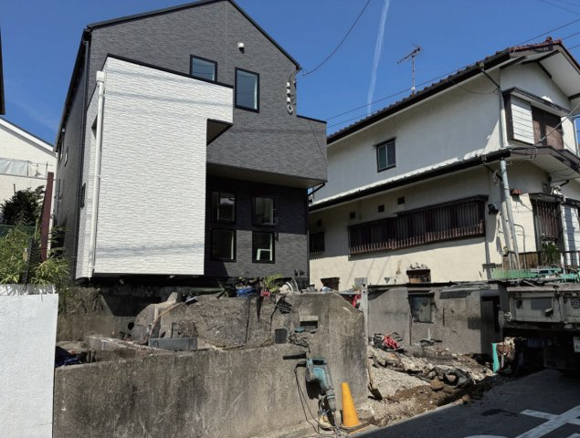 横浜市港南区下永谷5丁目 新築戸建て【仲介手数料無料】カースペース2台の外観