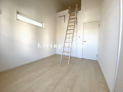 【洋室】 | 【仲介手数料０円】平塚市徳延23-P1　中古一戸建て　11号棟 | 平塚市徳延23-P1　中古一戸建て　