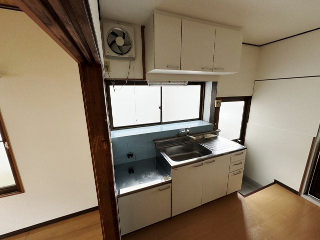 広島市安芸区船越南３丁目の一戸建てのキッチン