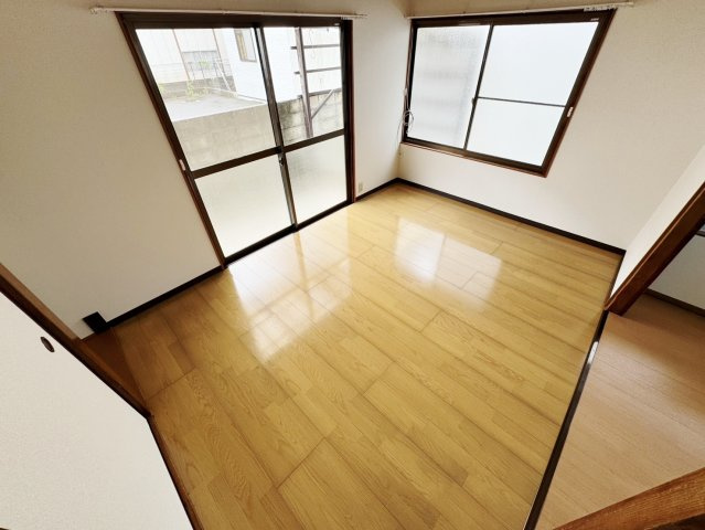 広島市安芸区船越南３丁目の一戸建ての洋室