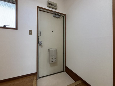 【玄関】 | ブルーメ森井
