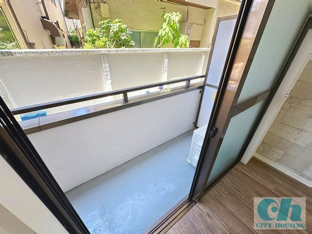 パラスI 103号室のバルコニー