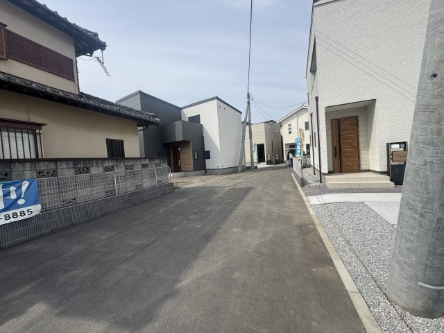 新築　高崎市上中居町　4号棟の前面道路含む現地写真|現地写真　前面道路