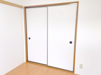 【寝室】 | ハイエスト5Ｂ棟　202 | 南西　洋室６．１８帖　※この度、和室6.18帖（南西）を洋室へ間取り改造【2025.8施工】

